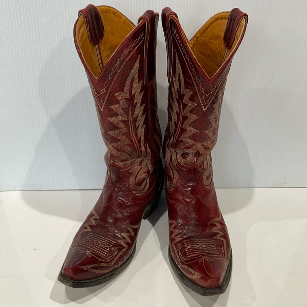Old Gringo Nevada Red Western Boots
Size 8.5